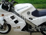     Honda VFR750-1 1986  12